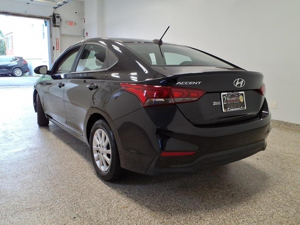 Hyundai Accent photo 6