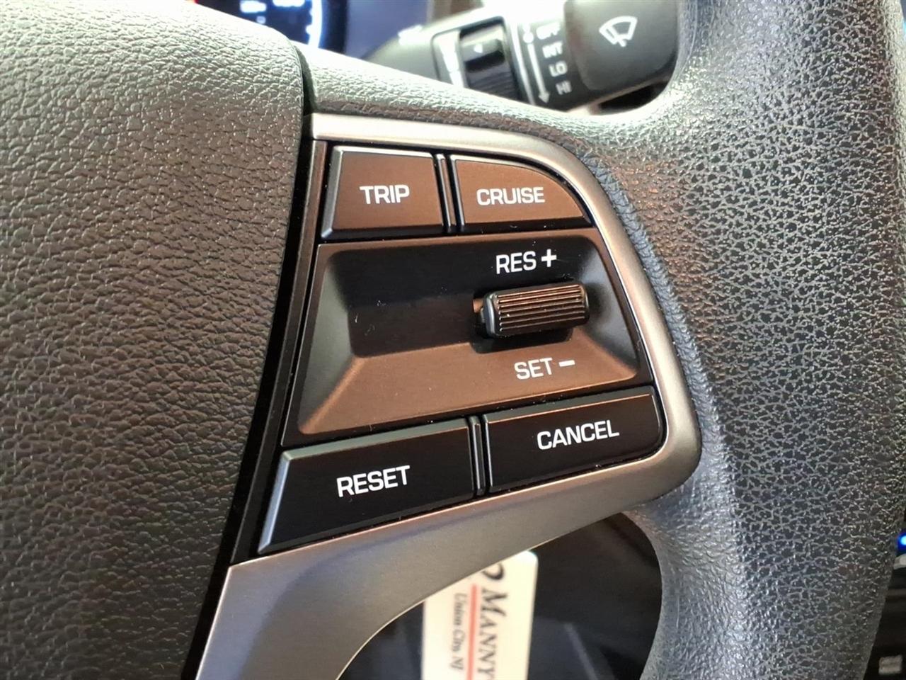 Hyundai Accent SEL Sedan IVT 2022