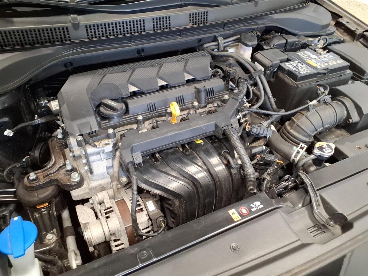 Hyundai Accent SEL Sedan IVT 2022