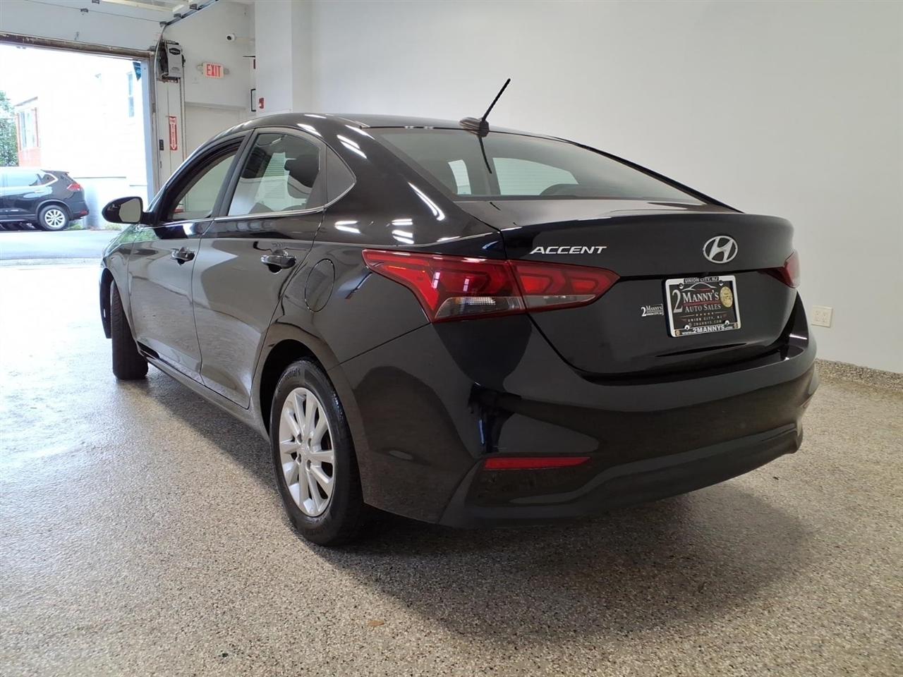 Hyundai Accent SEL Sedan IVT 2022