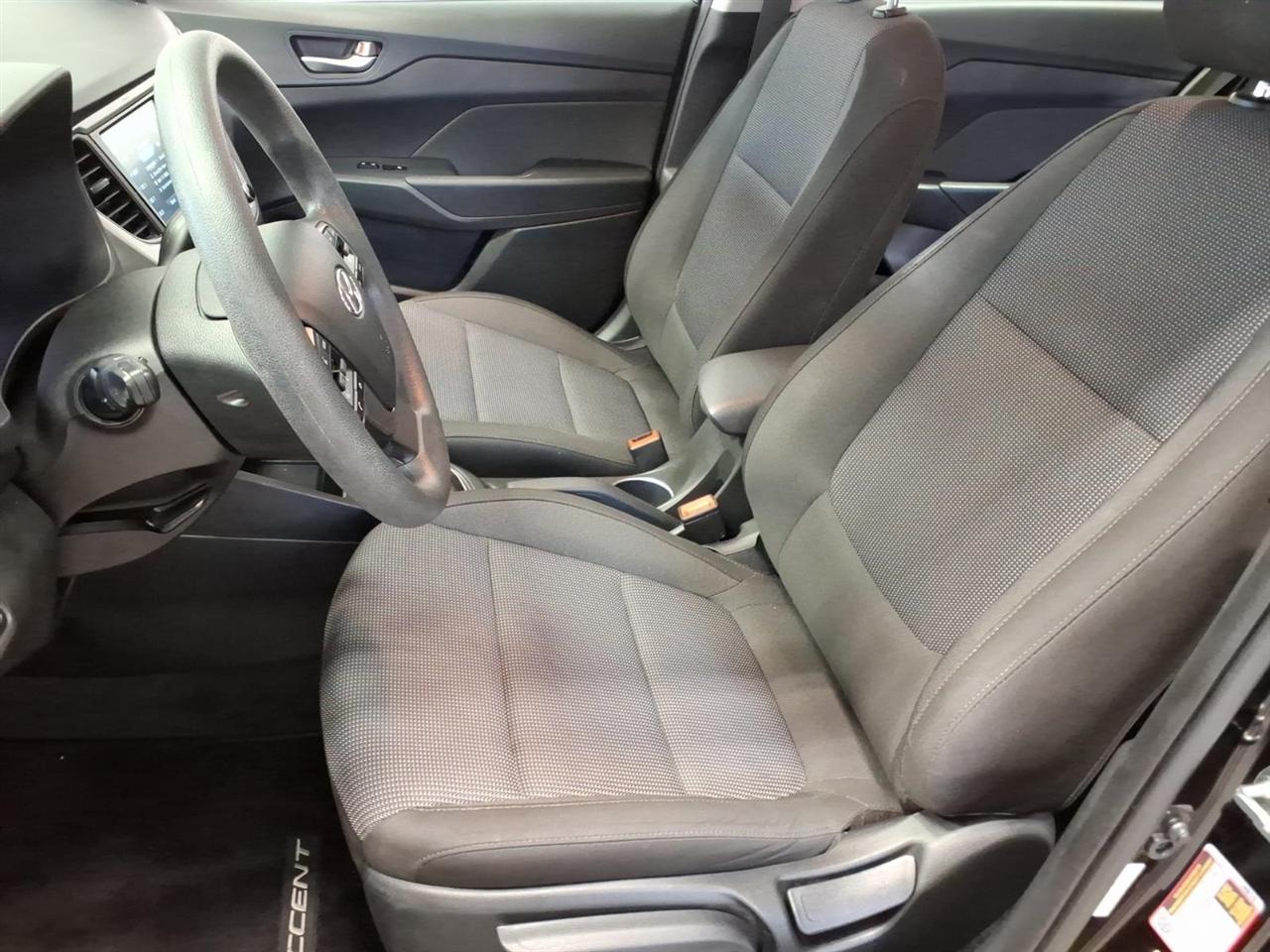 Hyundai Accent SEL Sedan IVT 2022