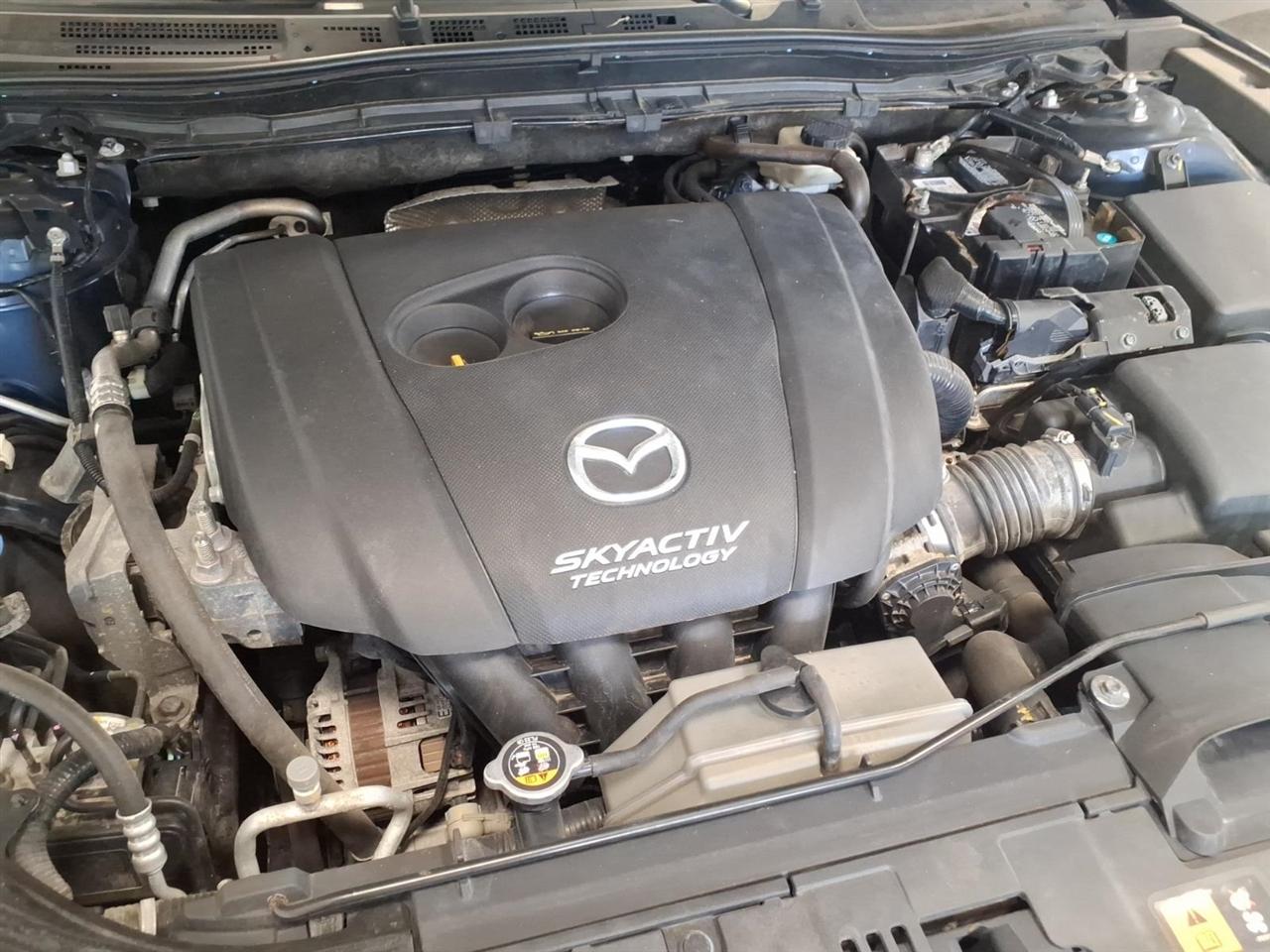 Mazda Mazda3 photo 19