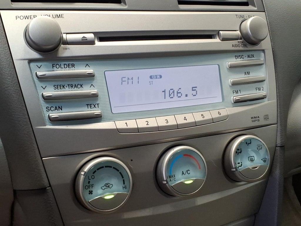 Toyota Camry 4dr Sdn I4 Auto LE (Natl) 2007