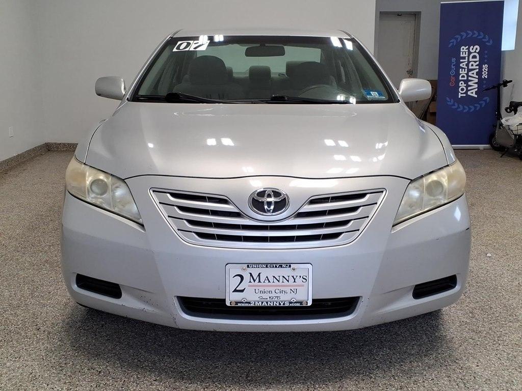 Toyota Camry 4dr Sdn I4 Auto LE (Natl) 2007