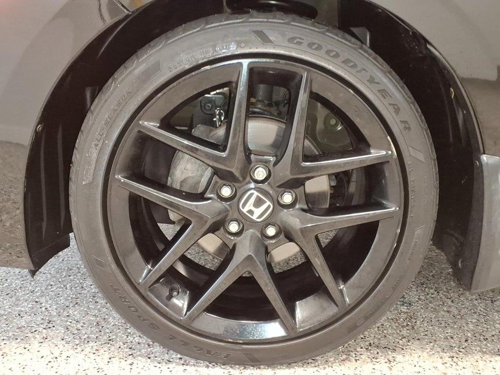Honda Civic photo 7