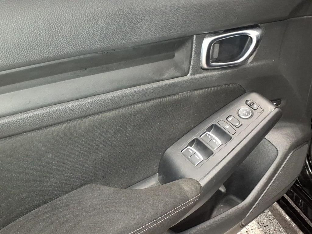 Honda Civic photo 8
