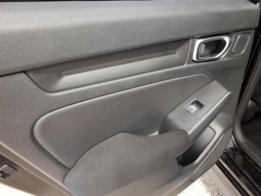 Honda Civic photo 18