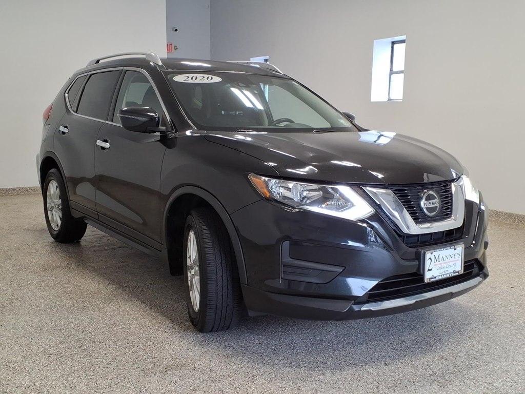 Nissan Rogue photo 3