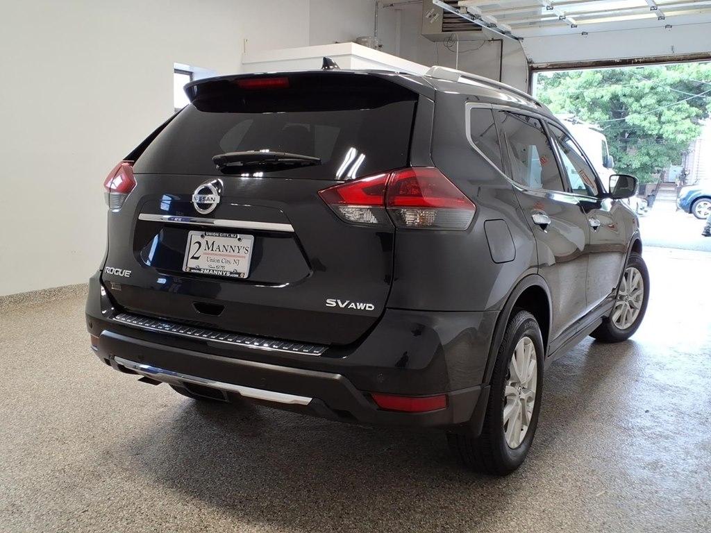 Nissan Rogue photo 4
