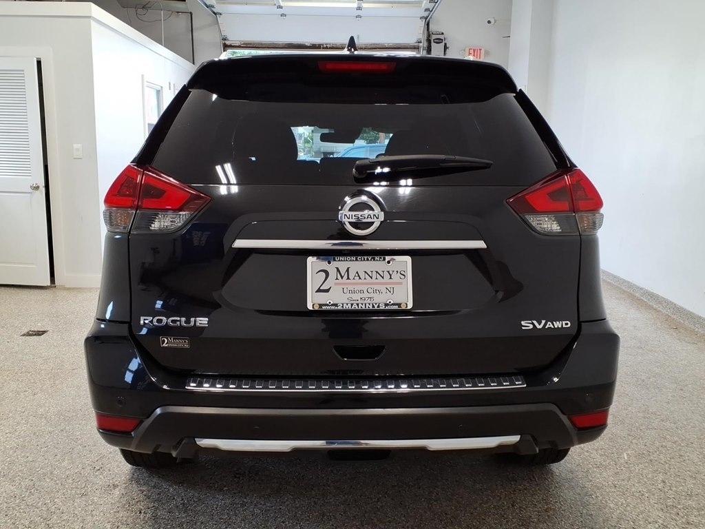 Nissan Rogue photo 5