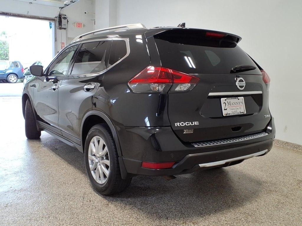 Nissan Rogue photo 6