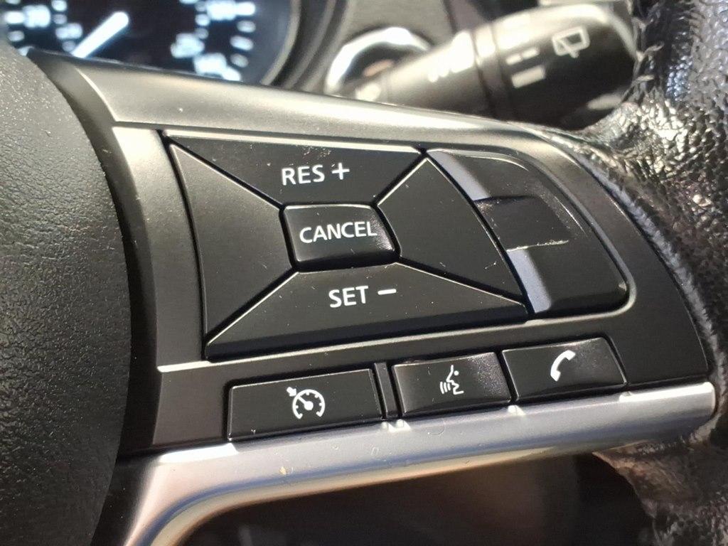 Nissan Rogue photo 13