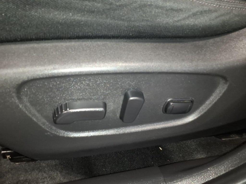 Nissan Rogue photo 20