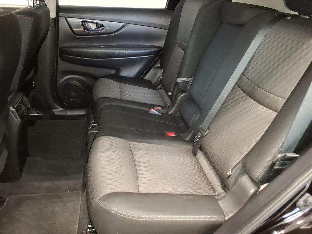 Nissan Rogue photo 22