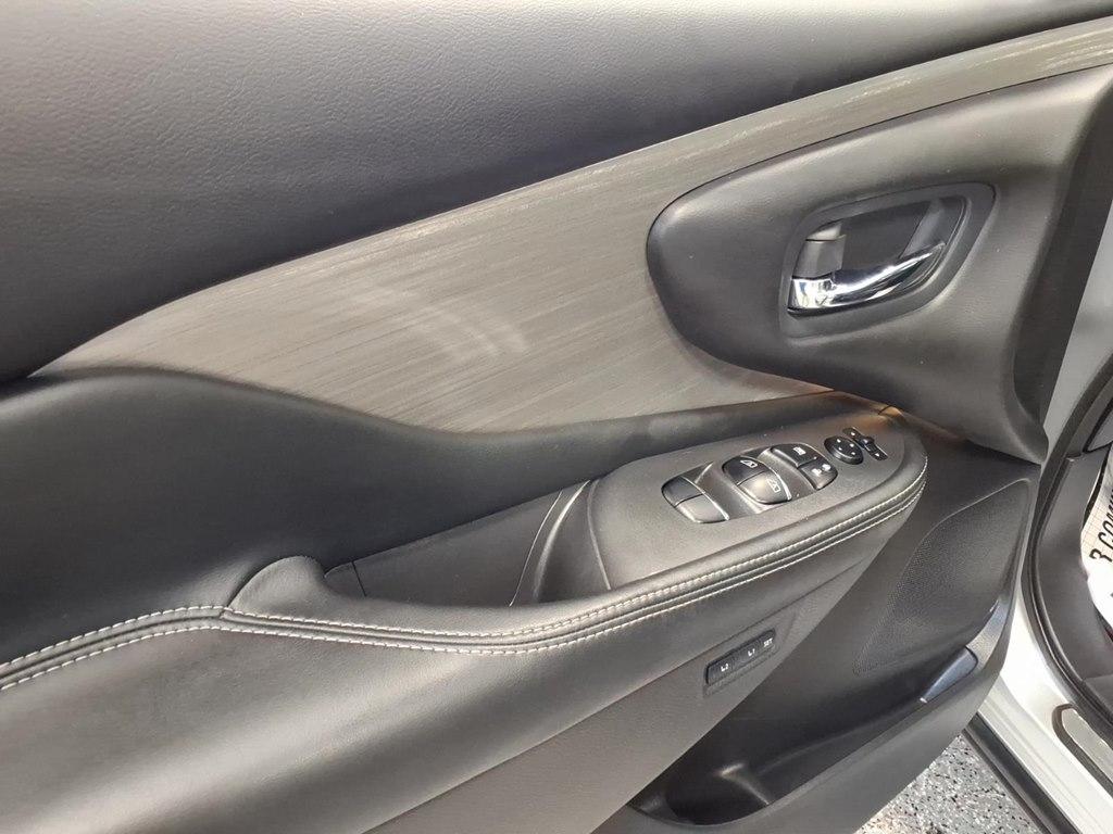 Nissan Murano photo 8