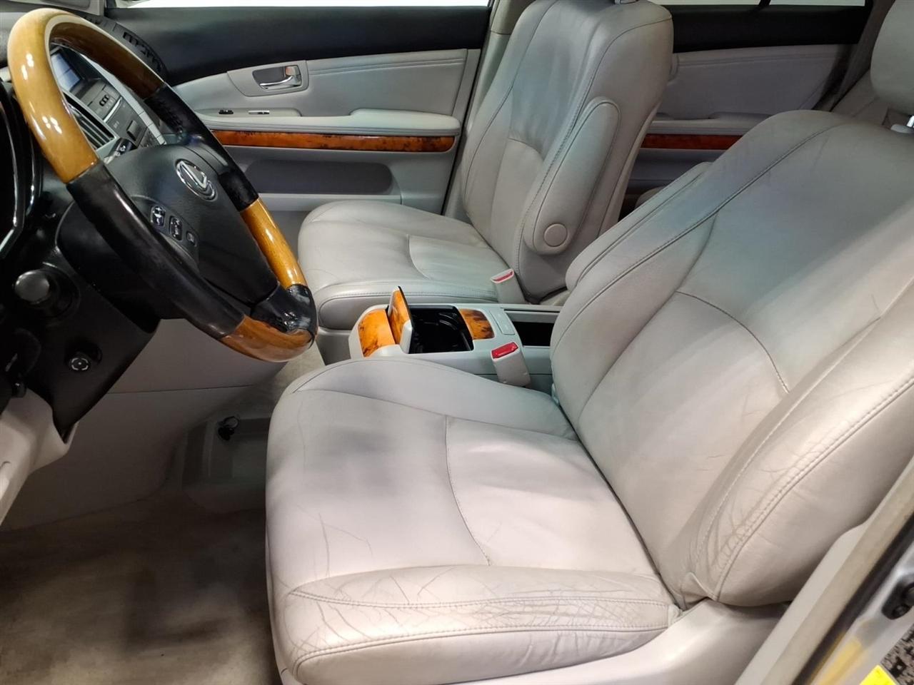Lexus RX photo 14