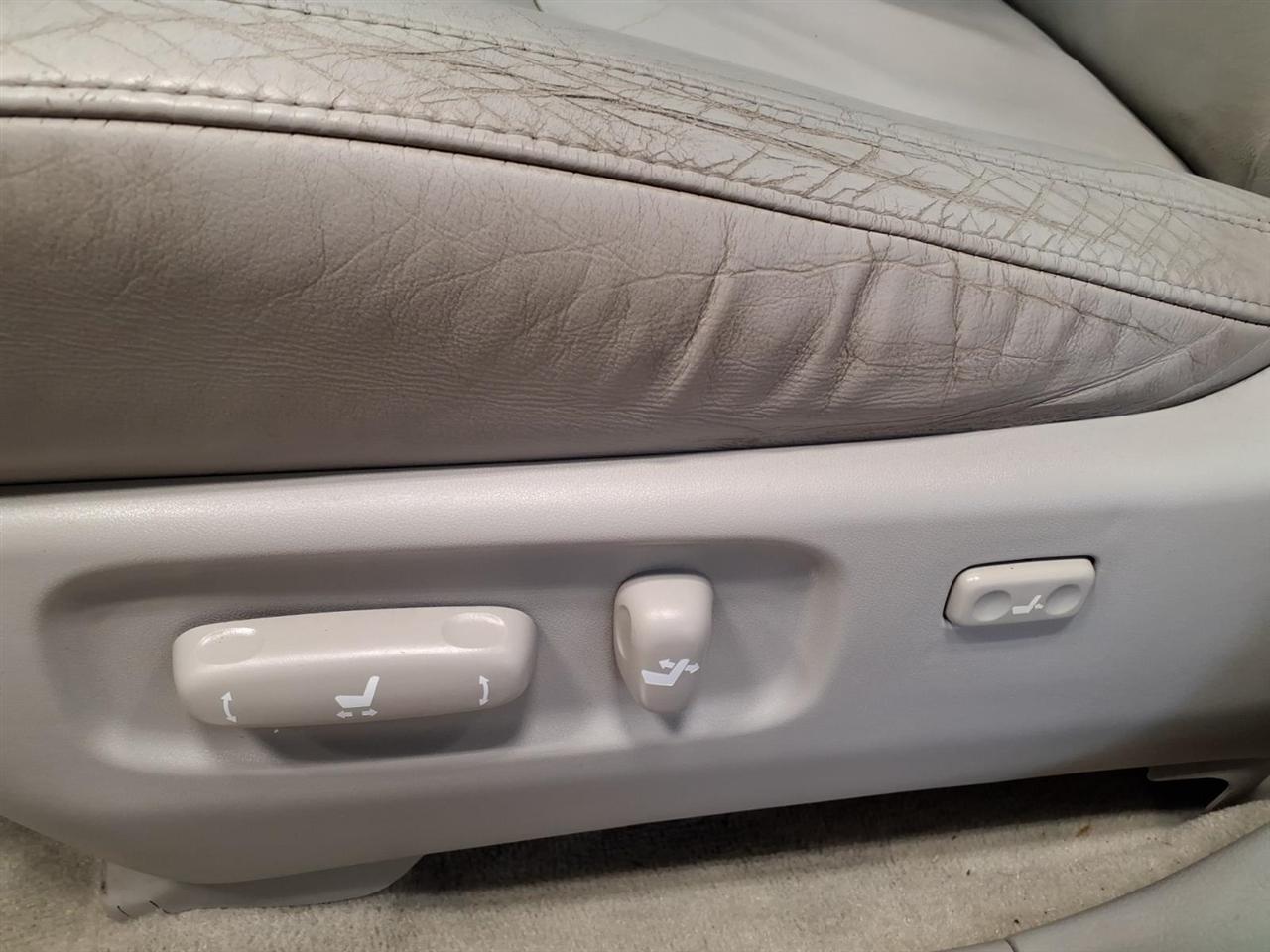 Lexus RX photo 15