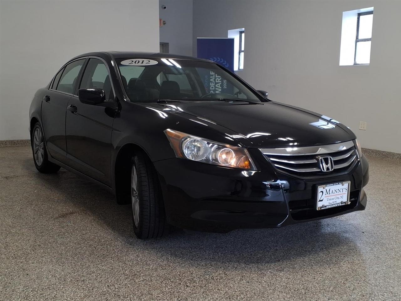 Honda Accord photo 3