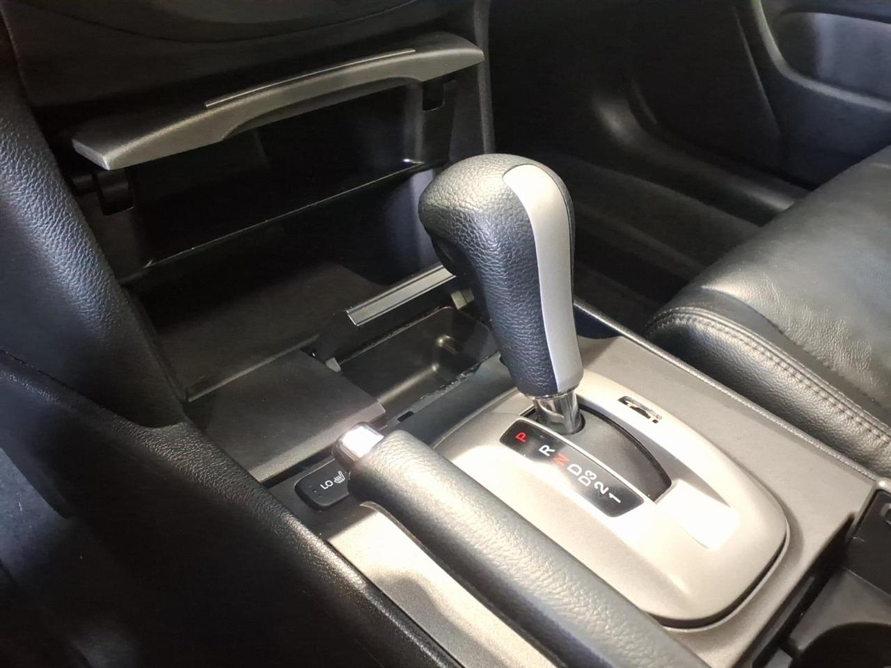Honda Accord photo 15