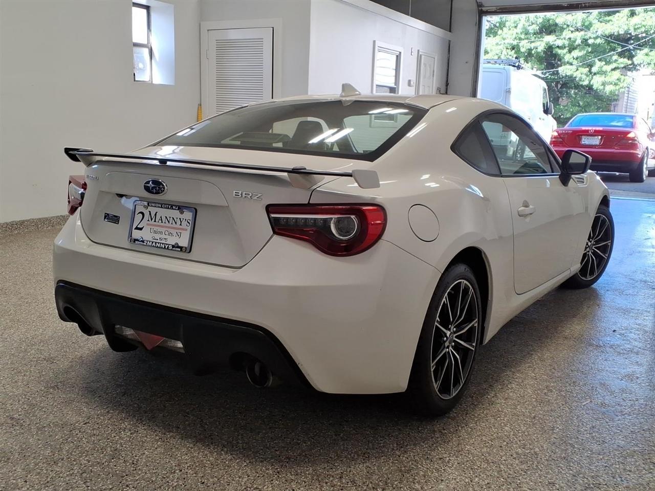 Subaru BRZ photo 4