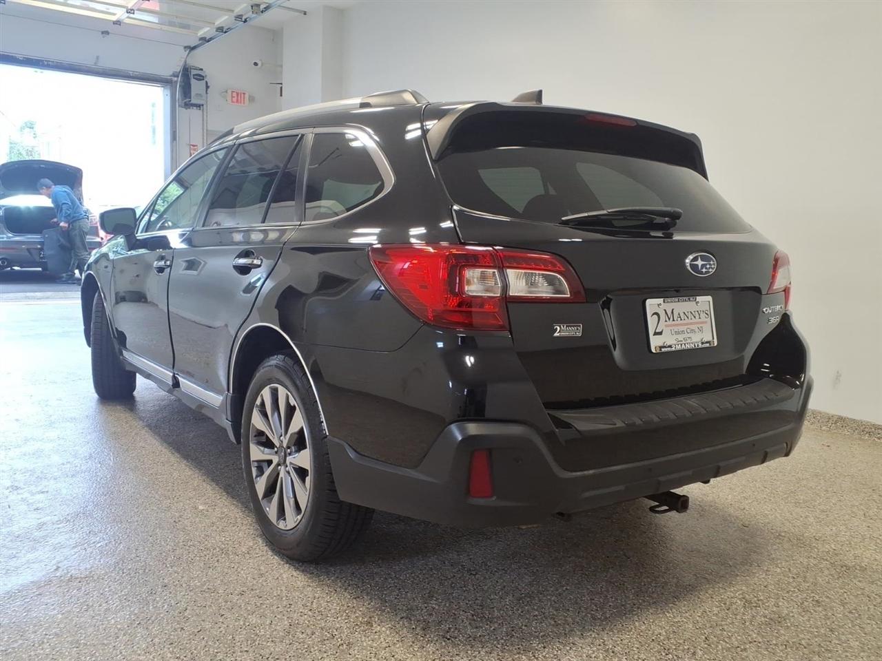 Subaru Outback 3.6R Touring 2018