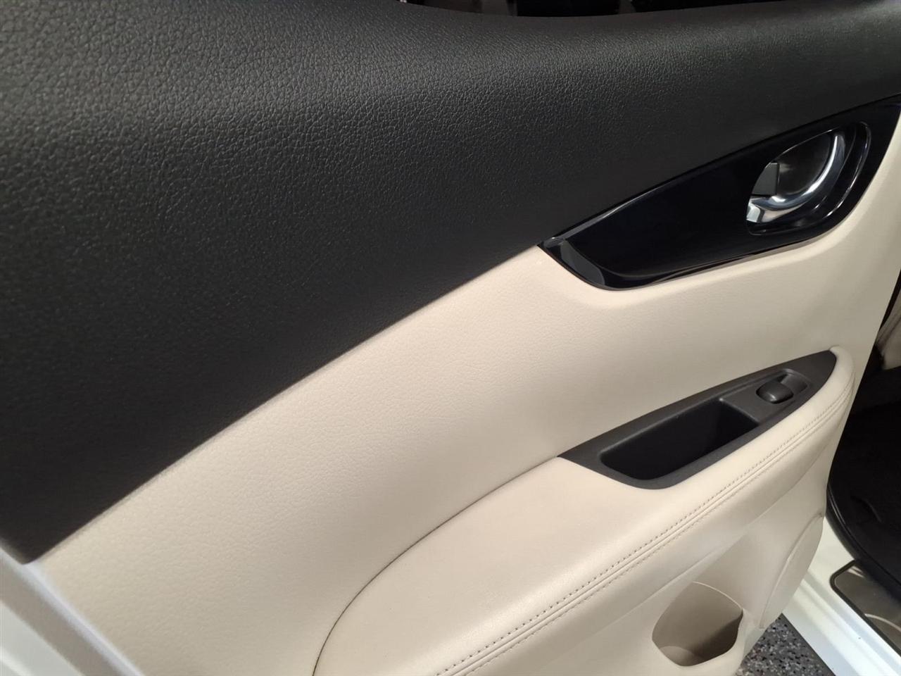 Nissan Rogue Sport photo 21