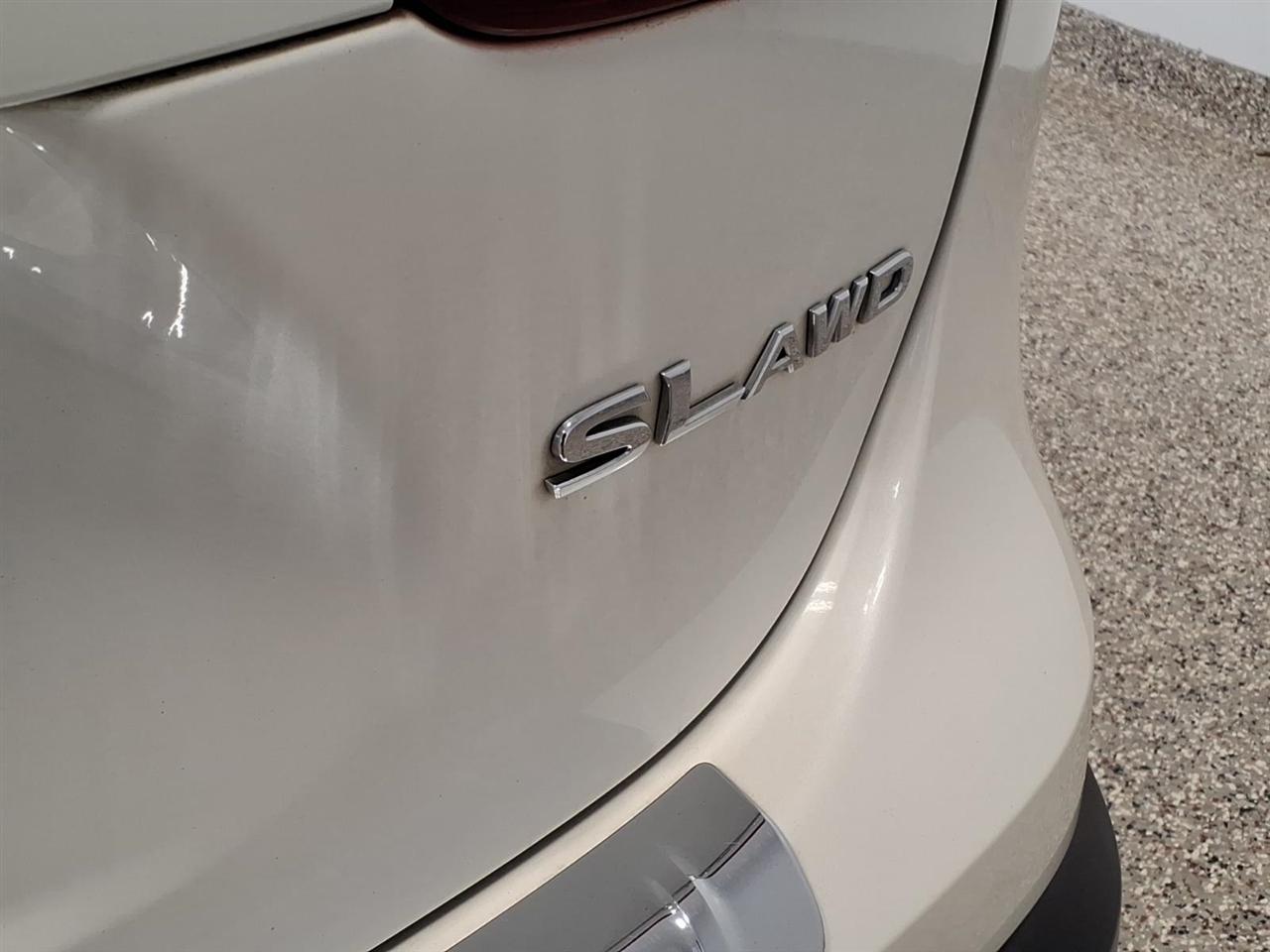 Nissan Rogue Sport photo 26