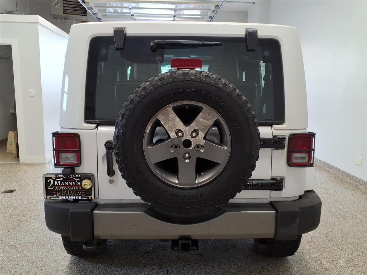Jeep Wrangler photo 5