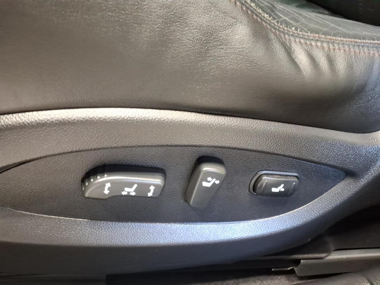 Infiniti FX35 photo 19