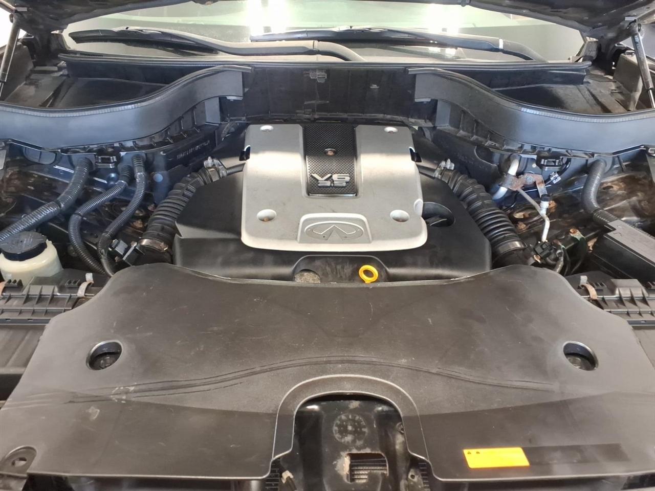 Infiniti FX35 photo 23