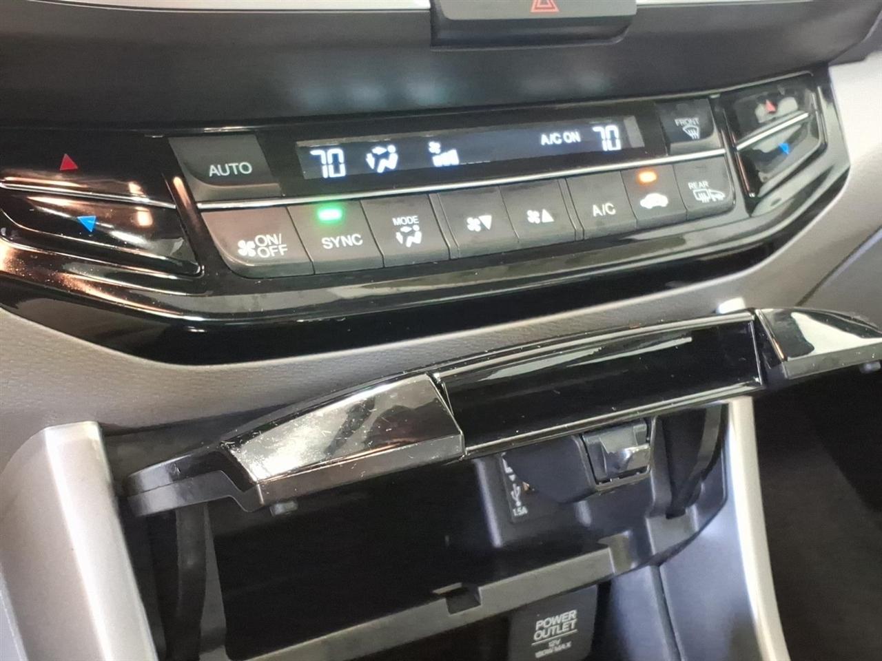 Honda Accord photo 15