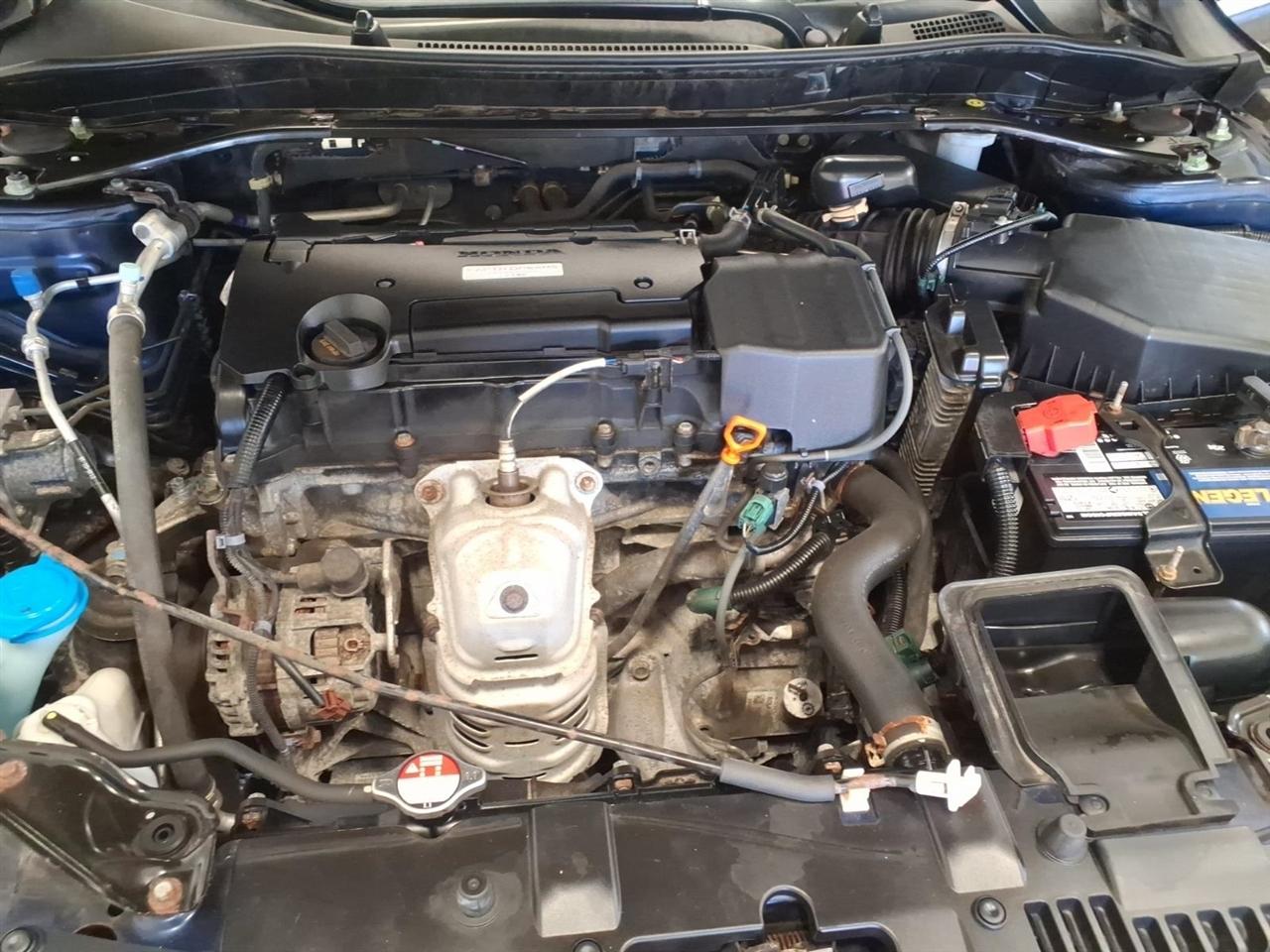 Honda Accord photo 21