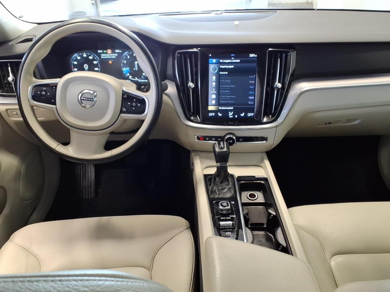 Volvo S60 T6 AWD Momentum 2020