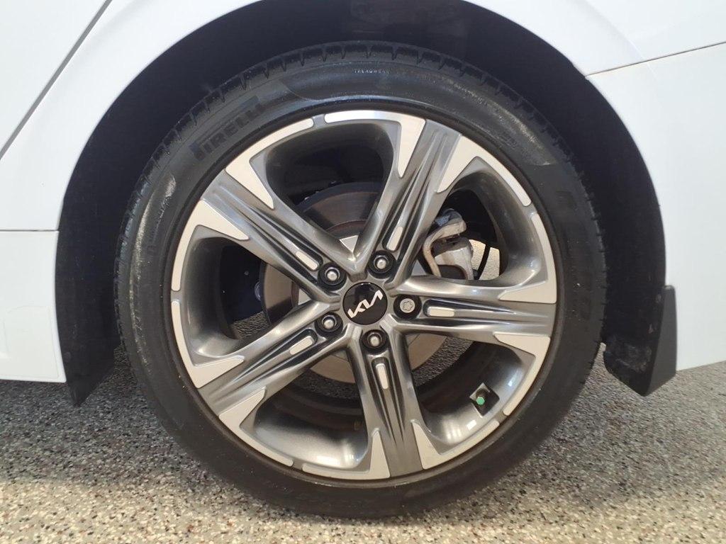 Kia K5 photo 7