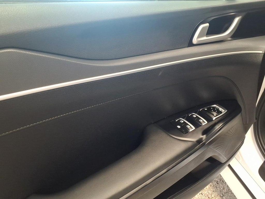 Kia K5 photo 8