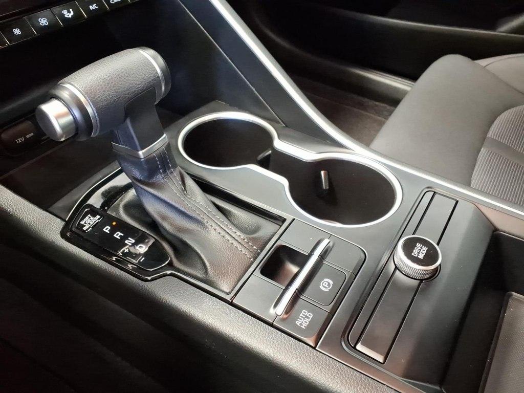 Kia K5 photo 16