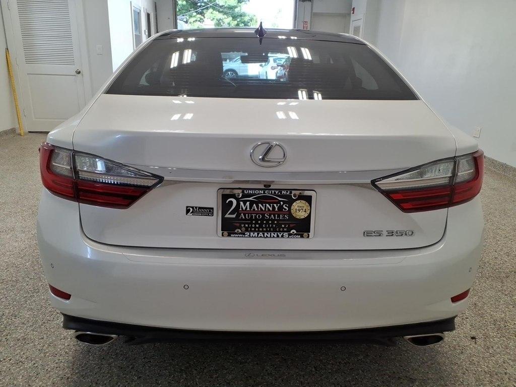 Lexus ES photo 5