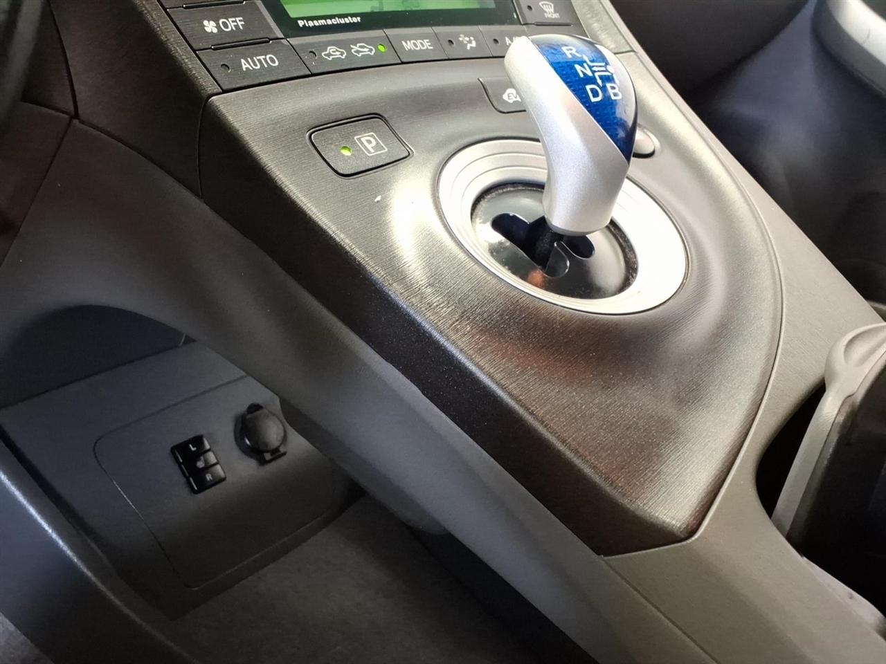Toyota Prius Prius IV 2010