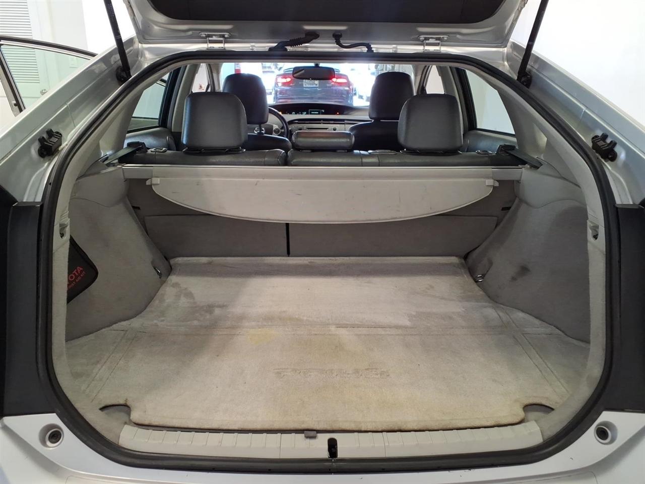 Toyota Prius photo 22