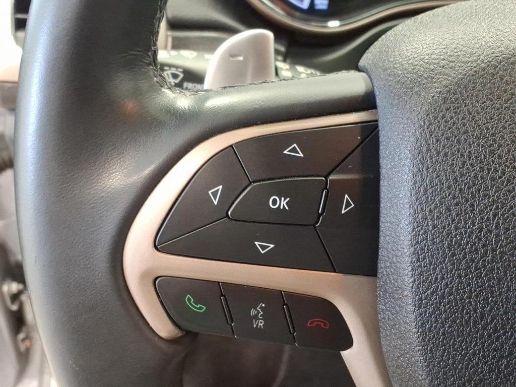 Jeep Grand Cherokee photo 10