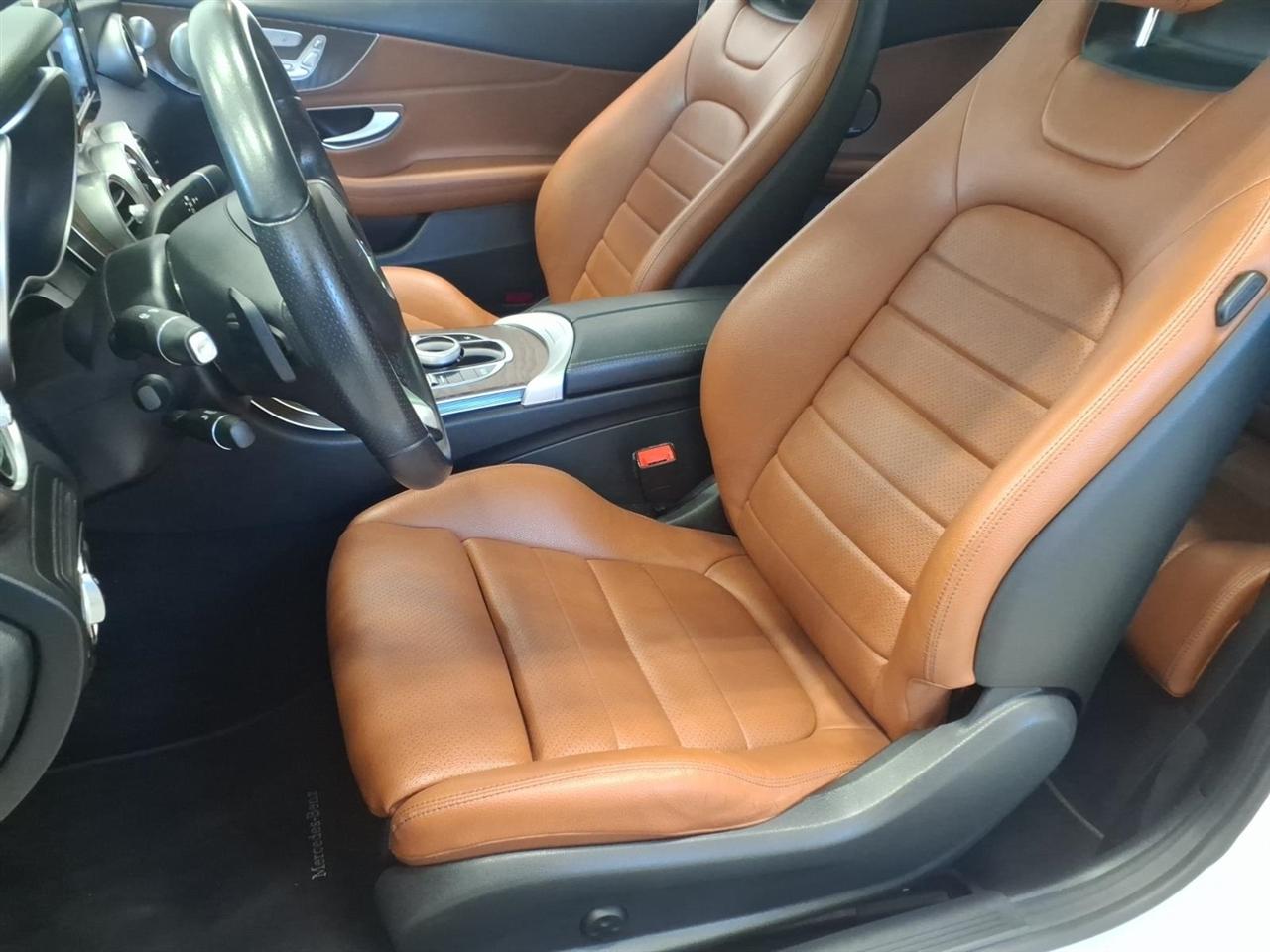Mercedes-Benz C-Class photo 18
