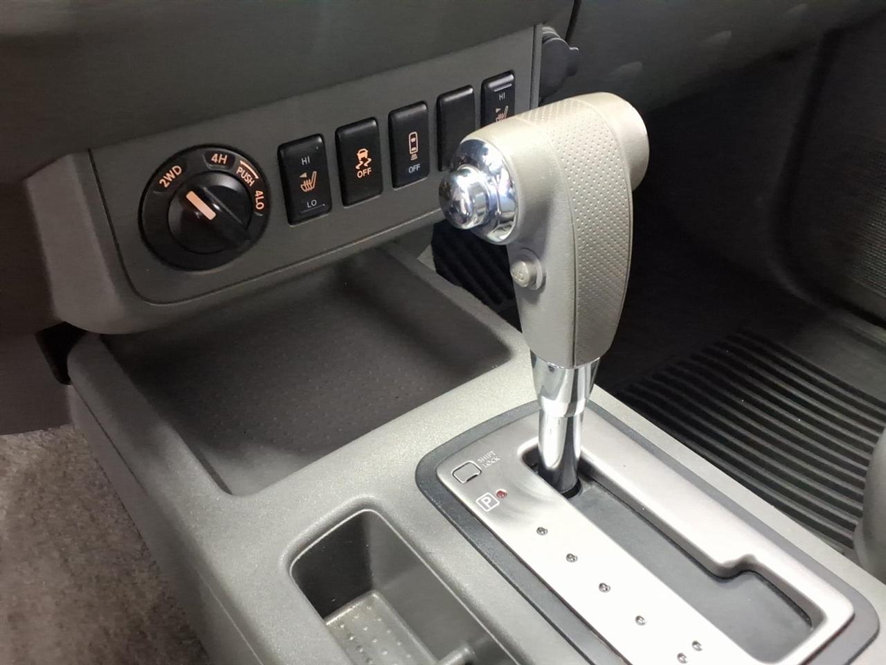 Nissan Frontier photo 17