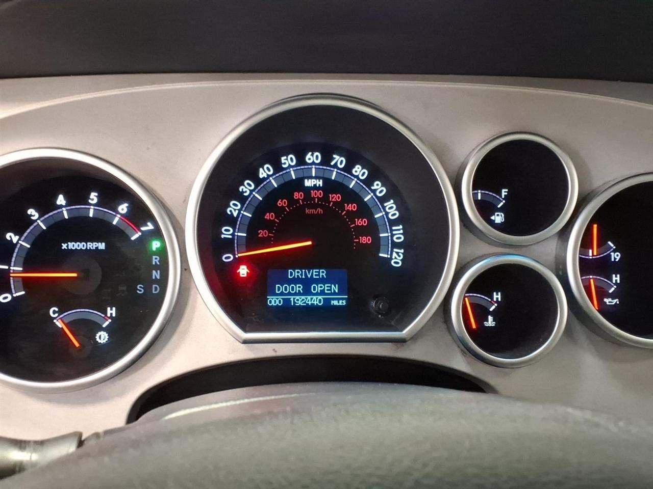 Toyota Sequoia 4WD 5.7L Limited (Natl) 2008