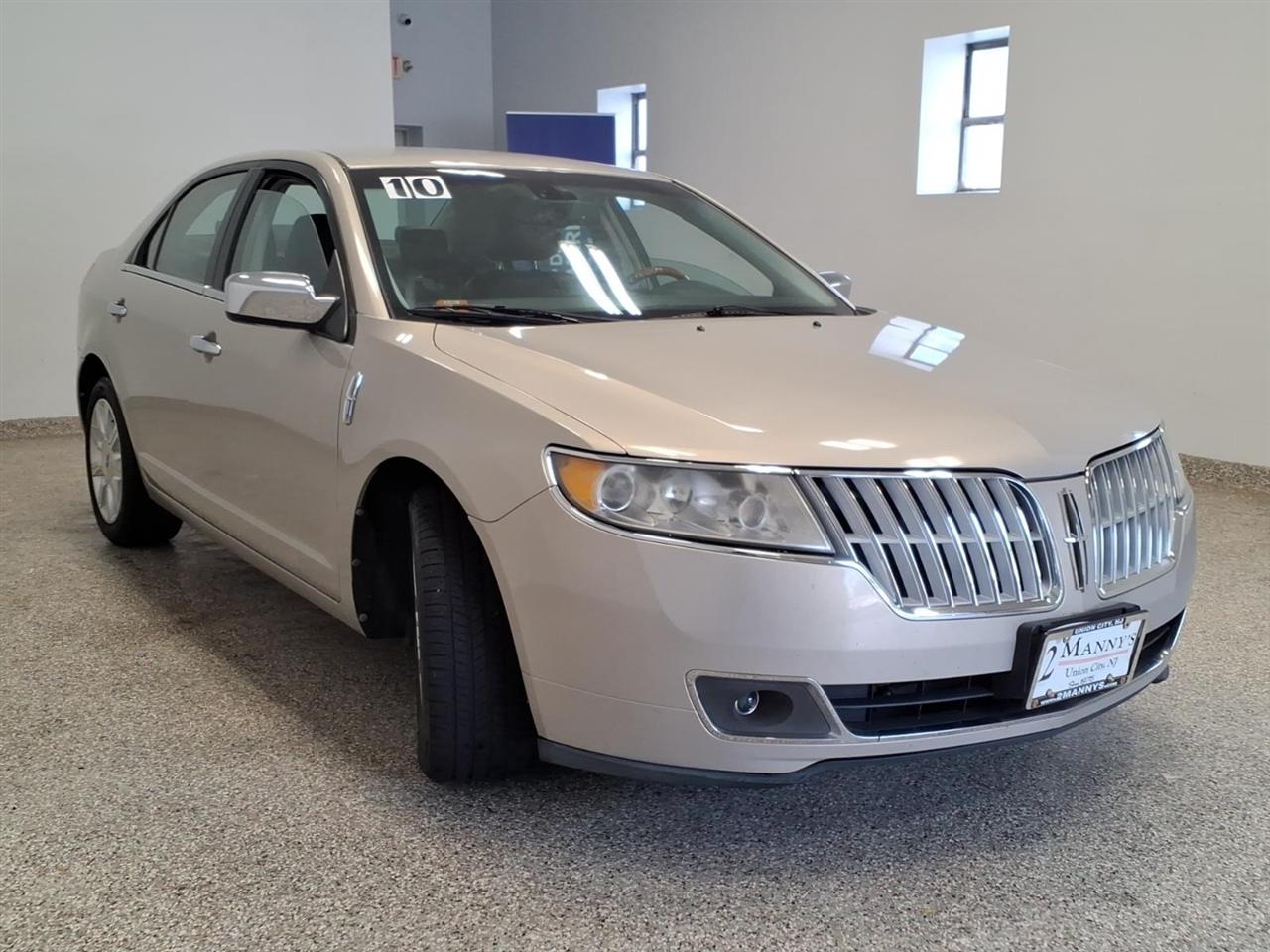 Lincoln MKZ photo 3