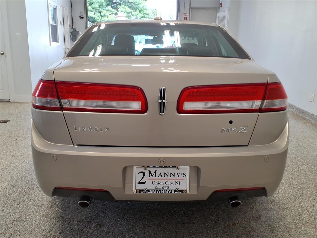 Lincoln MKZ photo 5