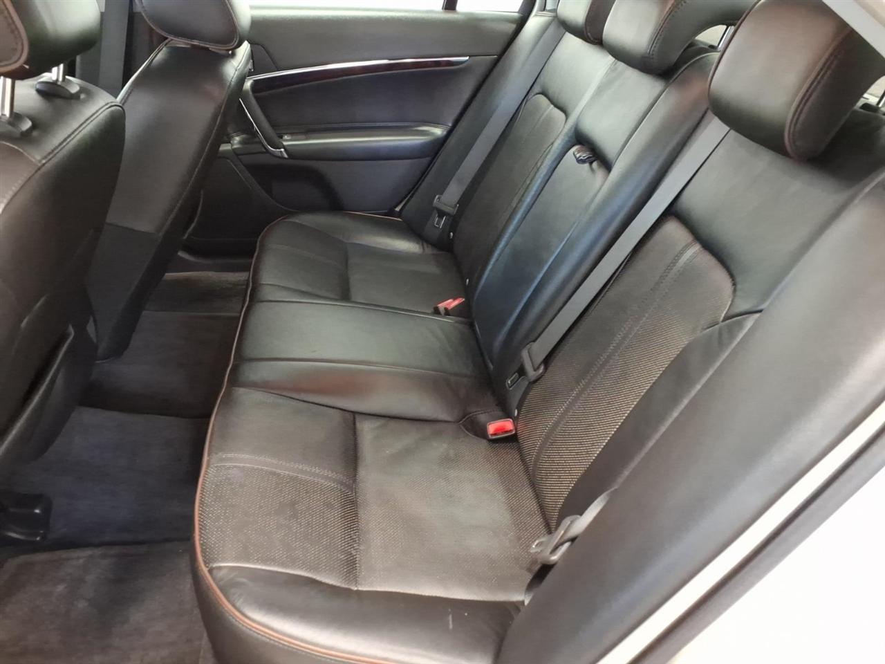 Lincoln MKZ photo 19