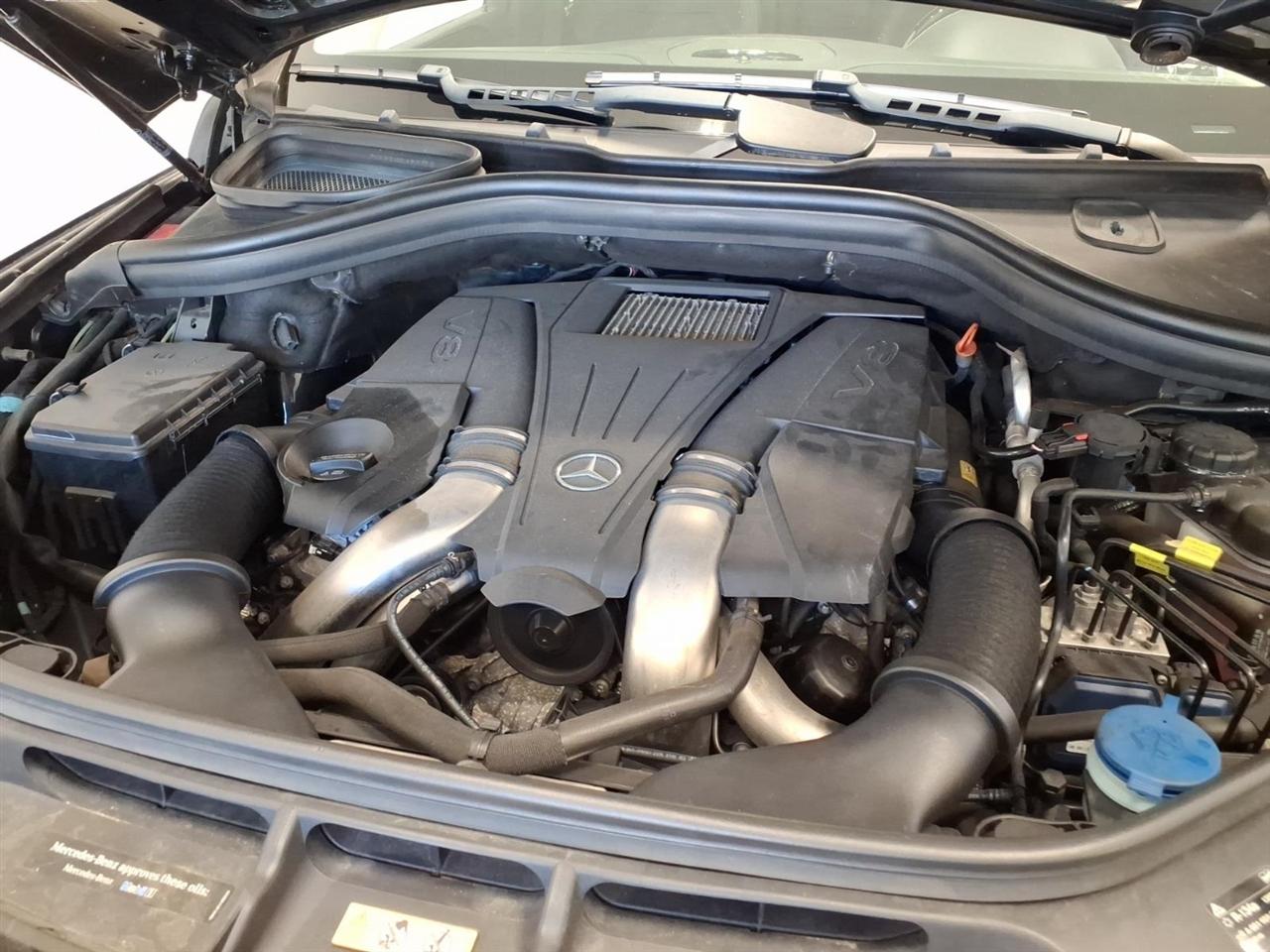 Mercedes-Benz GL-Class photo 23