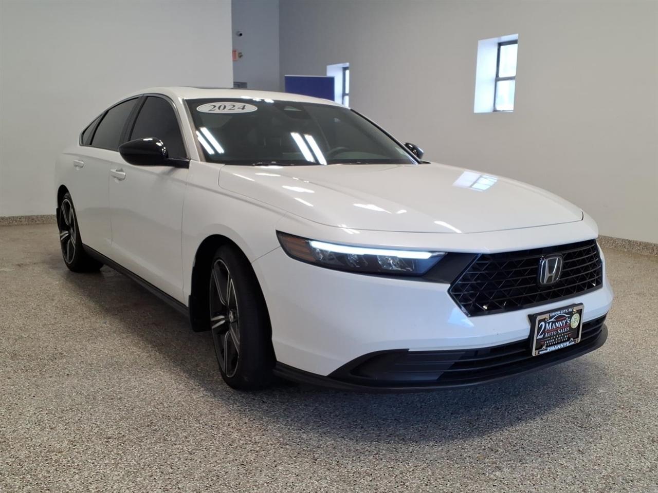 Honda Accord photo 3