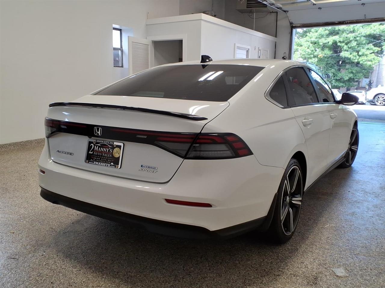Honda Accord photo 4