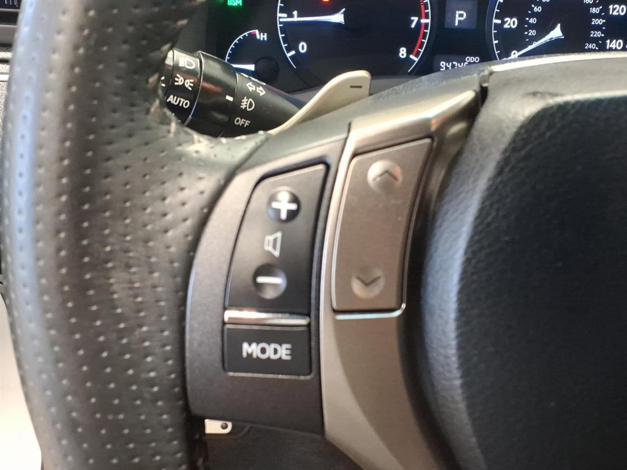 Lexus RX photo 11